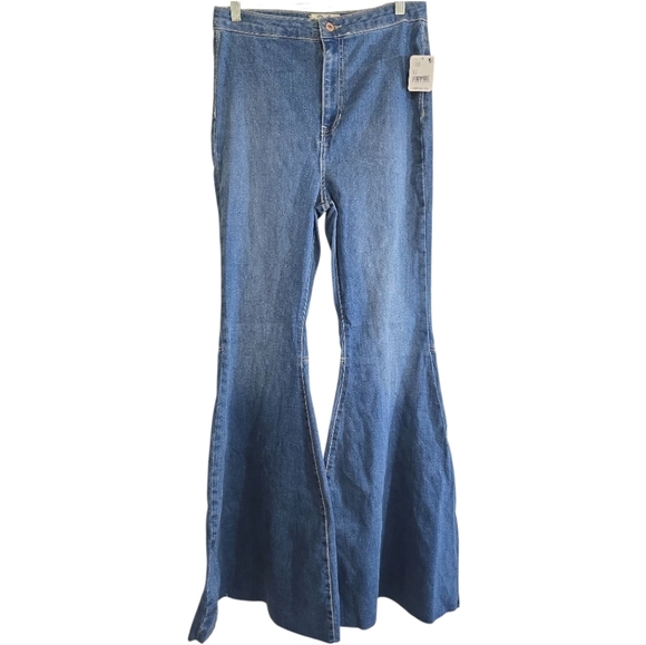 NWT Free People Just Float On Flare Jeans Jericho Blue 31 High Rise Bell Bottom - Picture 3 of 9